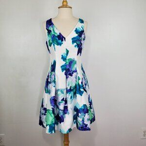 Dressbarn Fit & Flare Sleeveless V-Neck Special Occasion Dress W/Pockets Size 8